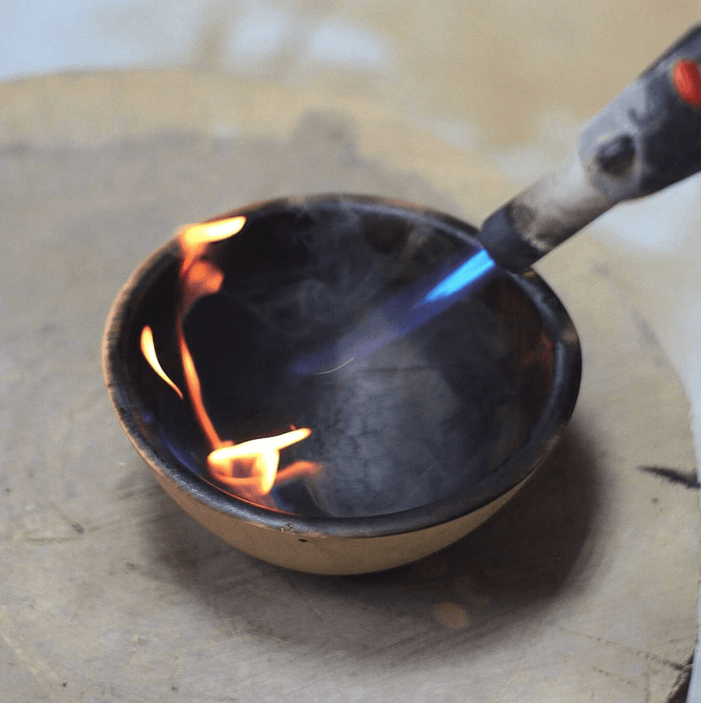 
            
                Load image into Gallery viewer, Burnt wooden bowl
            
        